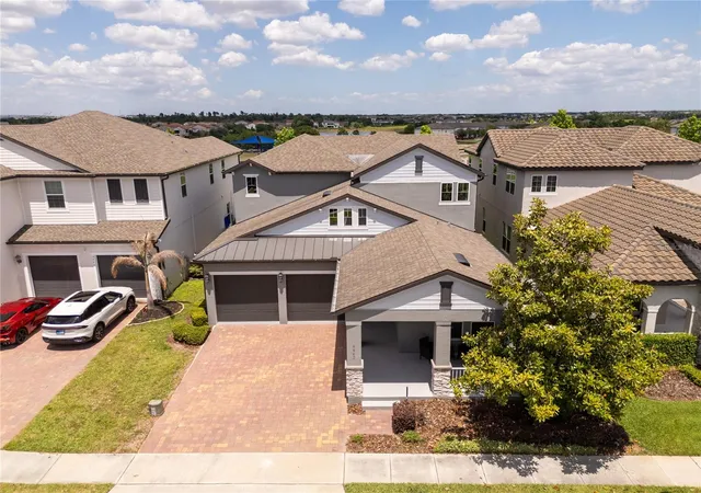 Photo 2 of Single family home for sale at 9942 Summerlake Groves St, Winter Garden, FL 34787 | MLS# O6402319 | Listing updated on 2026-08-29