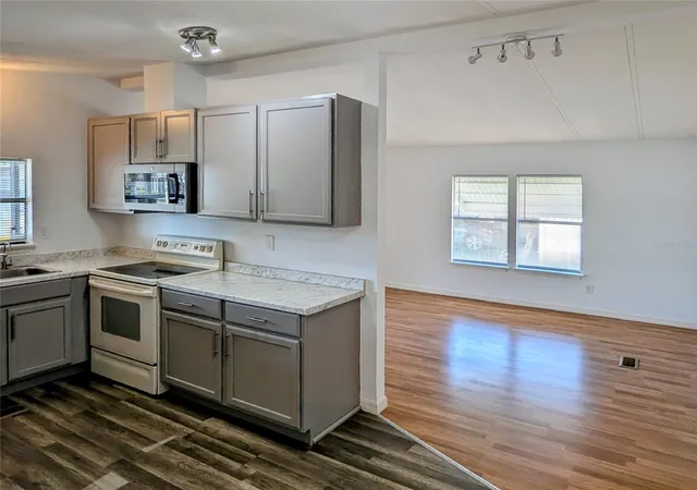 5th image of 34351 Timberland Blvd, Wesley Chapel, FL 33543 | MLS# TB8501870