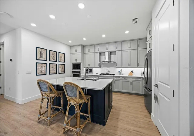 2nd image of 18652 Dayspring Pl, Venice, FL 34293 | MLS# A4691456