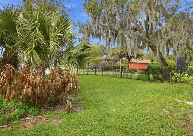 49th image of 13 New Oak Leaf Dr, Palm Coast, FL 32137 | MLS# FC318056