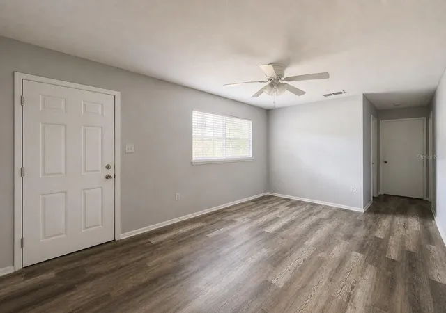 Photo 4 of Single family home for sale at 1003 E 22nd Avenue, Tampa, FL 33605 | MLS# TB8501952 | Listing updated on 2026-09-16