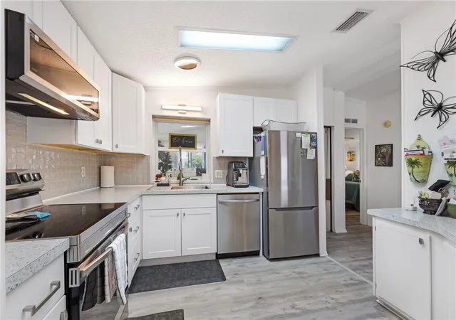 Photo 2 of Manufactured home for sale at 2100 Kings Hwy #744, Port Charlotte, FL 33980 | MLS# C7525383 | Listing updated on 2026-08-18