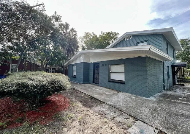 Photo 1 of Single family home for sale at 2003 10th Street S, Saint Petersburg, FL 33705 | MLS# TB8501964 | Listing updated on 2026-10-05