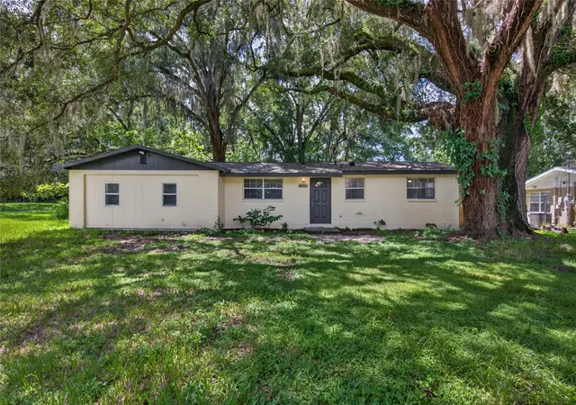 Photo 1 of Single family home for sale at 26356 Rolling Acres Dr, Brooksville, FL 34602 | MLS# TB8501974 | Listing updated on 2026-09-29