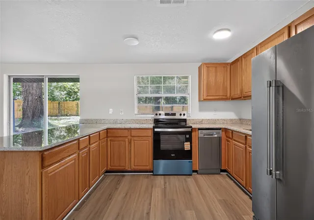 Photo 3 of Single family home for sale at 26356 Rolling Acres Dr, Brooksville, FL 34602 | MLS# TB8501974 | Listing updated on 2026-09-29