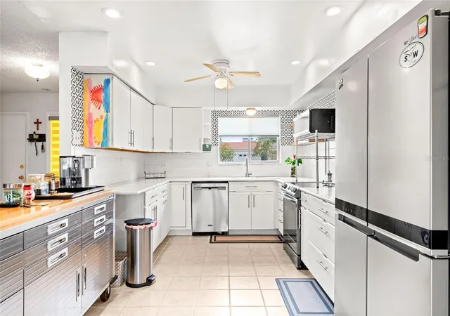 4th image of 10760 Wilderness Ct, Orlando, FL 32821 | MLS# O6402485