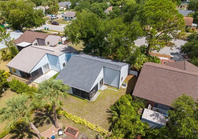 4th image of 19595 Kapok Ct, Port Charlotte, FL 33952 | MLS# A4691503