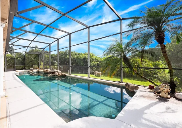 4th image of 2072 Stone Cross Cir, Orlando, FL 32828 | MLS# O6402488
