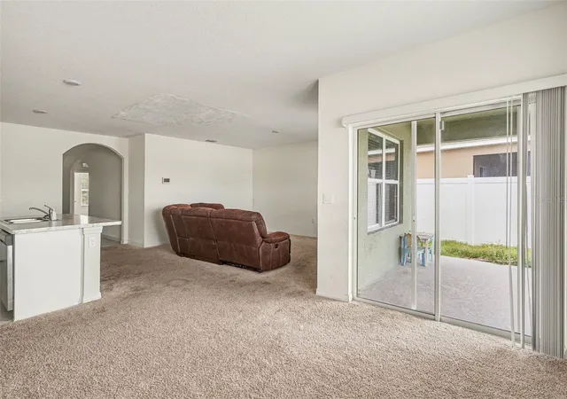 3rd image of 693 Squires Grove Dr, Winter Haven, FL 33880 | MLS# TB8502032