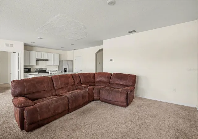5th image of 693 Squires Grove Dr, Winter Haven, FL 33880 | MLS# TB8502032