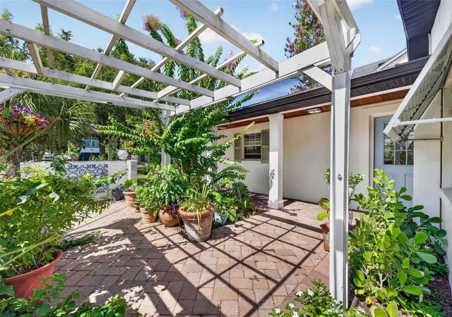 Homes for sale in Winter Park, FL | 1611 Chestnut Ave, Winter Park, FL 32789 | MLS# O6402502