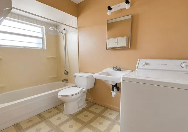 15th image of 8604 N Branch Avenue, Tampa, FL 33604 | MLS# TB8502047