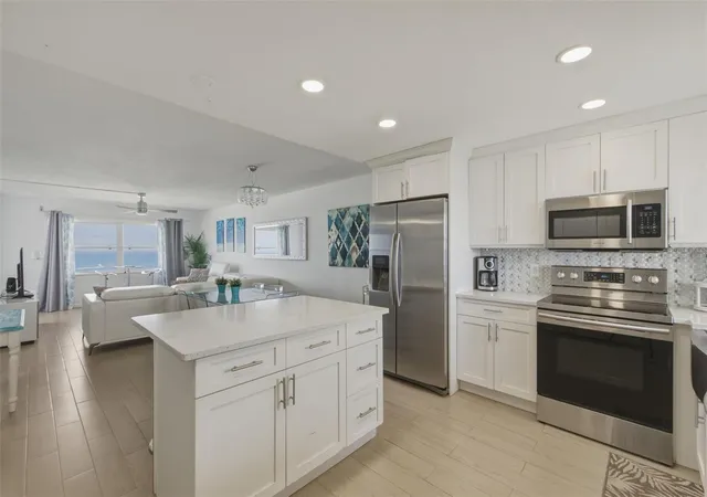 3rd image of 1270 Gulf Blvd #1202, Clearwater Beach, FL 33767 | MLS# TB8502052