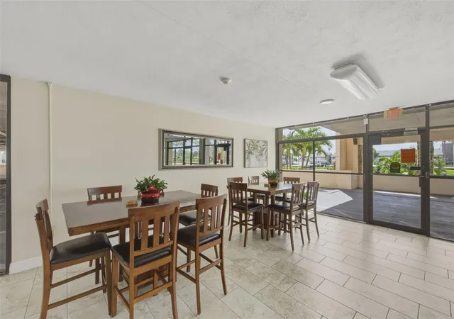58th image of 1270 Gulf Blvd #1202, Clearwater Beach, FL 33767 | MLS# TB8502052