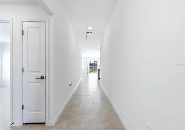 5th image of 113 Lilyan Ct, Rotonda West, FL 33947 | MLS# D6147216