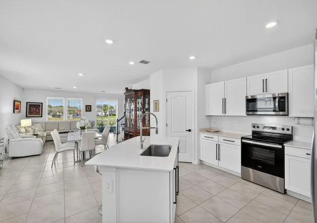2nd image of 336 Redbud Rd, Palm Coast, FL 32137 | MLS# TB8502071
