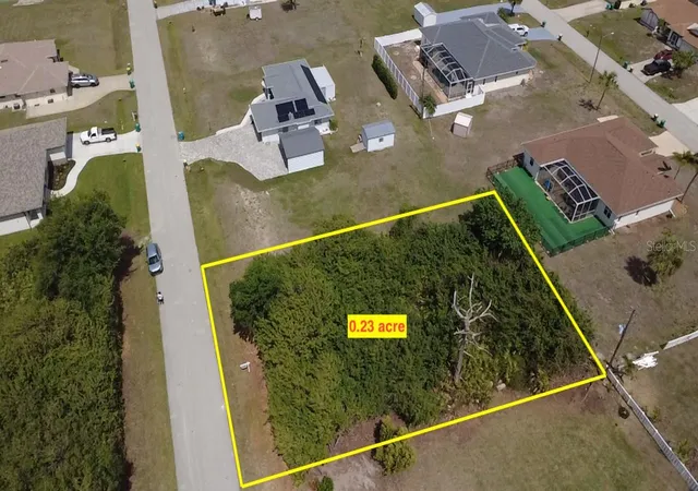 Photo 1 of Land for sale at 7250 Peacock Ln, Englewood, FL 34224 | MLS# O6402552 | Listing updated on 2026-06-29