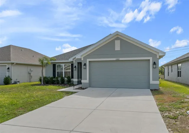 Photo 2 of Single family home for sale at 12492 Pine Blf St, Spring Hill, FL 34609 | MLS# W7885231 | Listing updated on 2026-10-13
