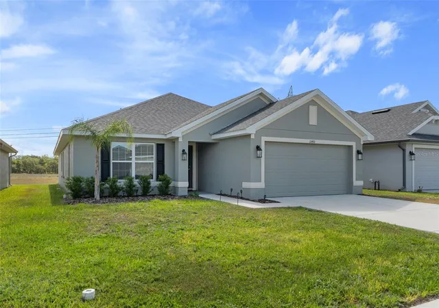 Photo 3 of Single family home for sale at 12492 Pine Blf St, Spring Hill, FL 34609 | MLS# W7885231 | Listing updated on 2026-10-13