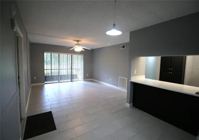 5th image of 3232 Lake Pine Wy E #G1, Tarpon Springs, FL 34688 | MLS# TB8502119