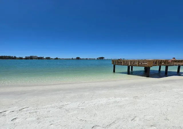 2nd image of 675 S Gulfview Blvd, CLEARWATER BEACH, FL 33767