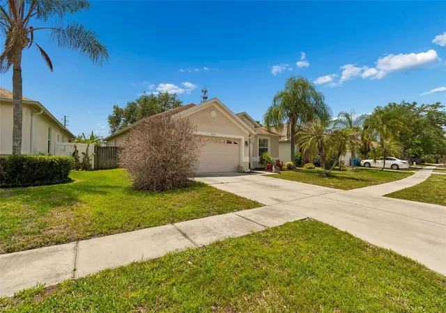 Homes for sale in Wesley Chapel, FL | 4027 Langdrum Dr, Wesley Chapel, FL 33543 | MLS# TB8502125