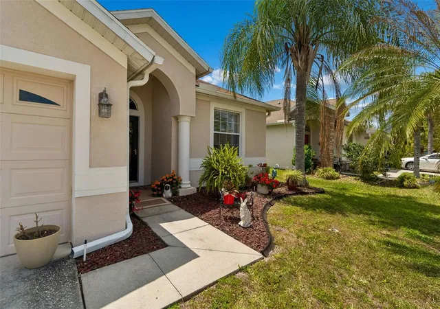 Homes for sale in Wesley Chapel, FL | 4027 Langdrum Dr, Wesley Chapel, FL 33543 | MLS# TB8502125