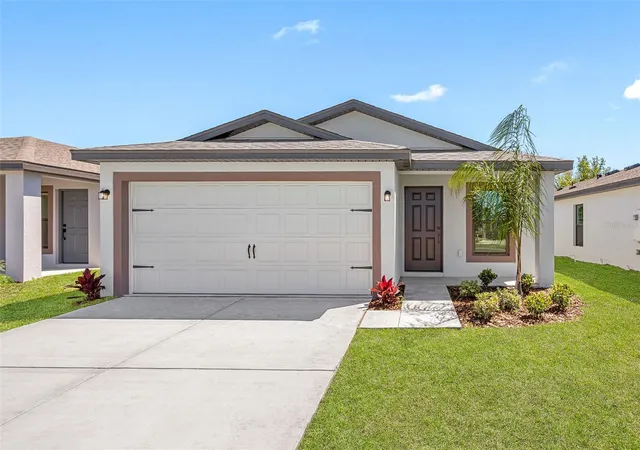 Photo 1 of Single family home for sale at 2024 Waterfall Dr, Spring Hill, FL 34608 | MLS# TB8502127 | Listing updated on 2026-10-12