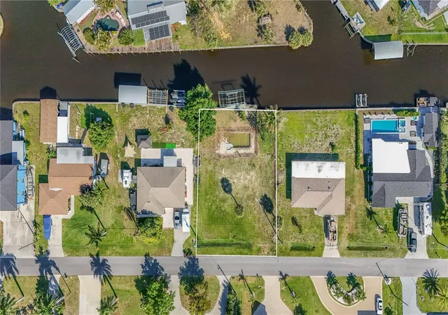 2nd image of 116 E North Shore Ave, North Fort Myers, FL 33917 | MLS# C7525410