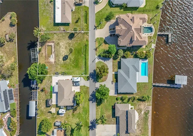 3rd image of 116 E North Shore Ave, North Fort Myers, FL 33917 | MLS# C7525410