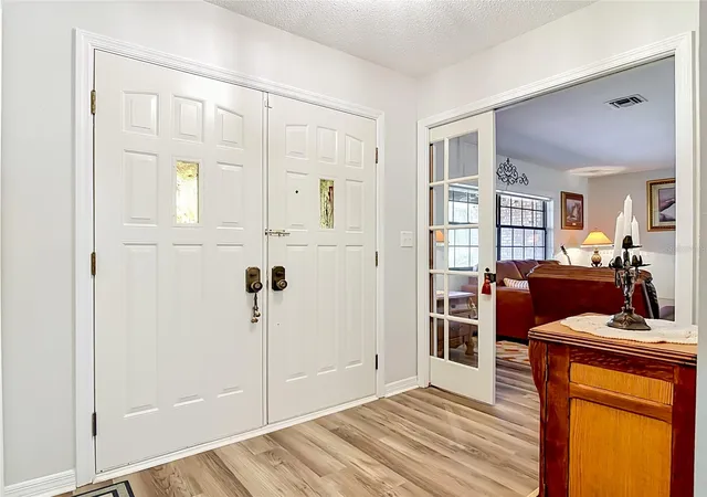 4th image of 17819 Palm St, Umatilla, FL 32784 | MLS# O6402607