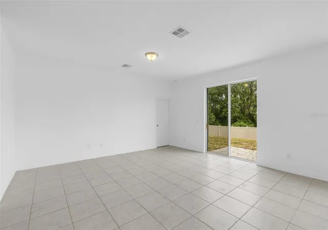 Photo 3 of Single family home for sale at 663 Fairview Ave, Haines City, FL 33844 | MLS# O6402618 | Listing updated on 2026-09-22