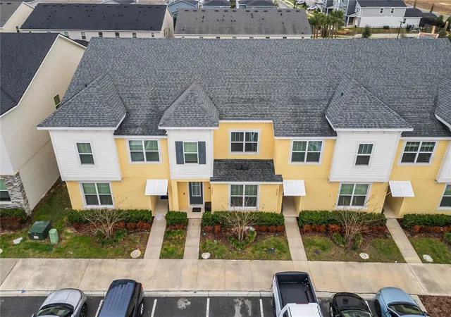 Photo 3 of Townhouse for sale at 2309 Distant Sun Trl, Kissimmee, FL 34747 | MLS# S5148713 | Listing updated on 2026-10-27