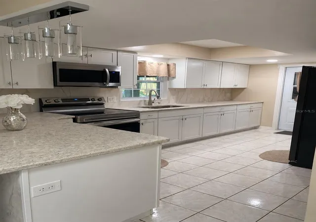 Photo 3 of Single family home for sale at 4805 Sparrow Dr, Saint Cloud, FL 34772 | MLS# S5148716 | Listing updated on 2026-08-30