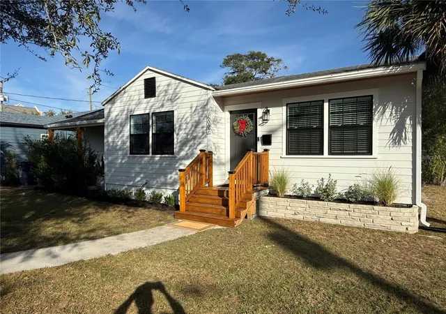 3rd image of 6007 N Central Ave, Tampa, FL 33604 | MLS# TB8502163