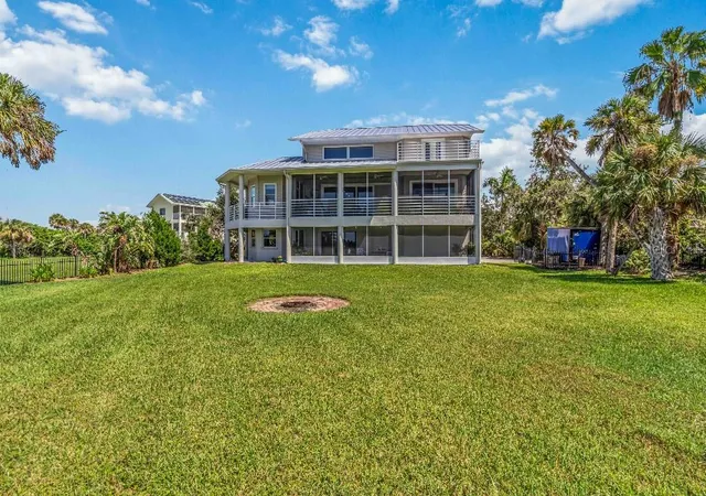 3rd image of 6511 Bayshore Rd, Palmetto, FL 34221 | MLS# TB8502169