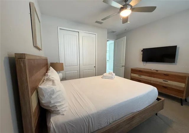 Photo 4 of Single family home for sale at 7676 Fairfax Dr, Kissimmee, FL 34747 | MLS# S5148727 | Listing updated on 2026-10-29
