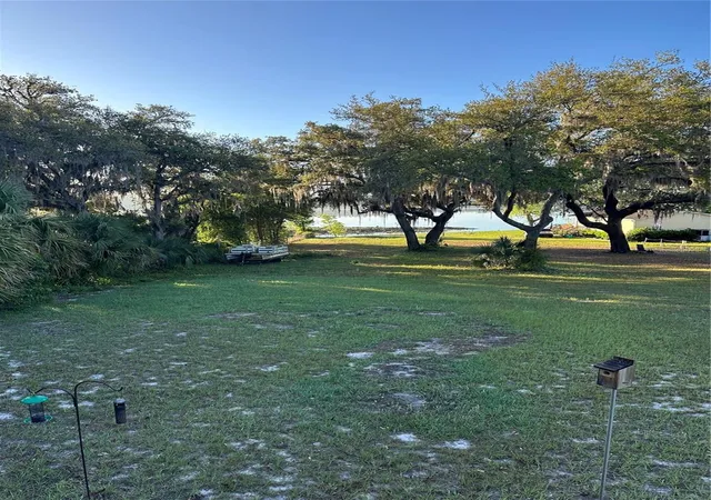 5th image of 212 Ashley St, Hawthorne, FL 32640 | MLS# GC539837