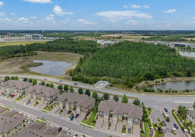 2nd image of 29947 Southwell Ln, Wesley Chapel, FL 33543 | MLS# TB8502227