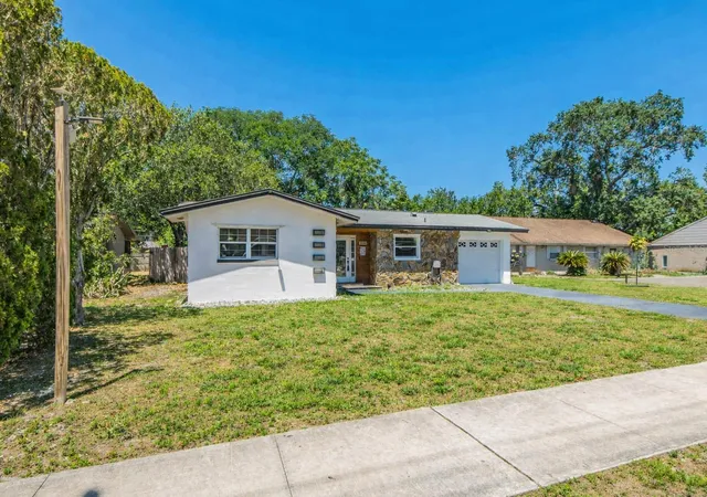Homes for sale in Clearwater, FL | 2154 N Hercules Ave, Clearwater, FL 33763 | MLS# TB8502239