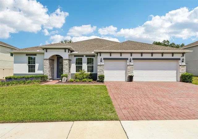 2nd image of 6100 Sierra Crown St, Mount Dora, FL 32757 | MLS# O6402676