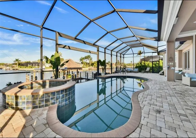 Homes for sale in Cape Coral, FL | 5024 Sw 17Th Avenue, Cape Coral, FL 33914 | MLS# A4691594