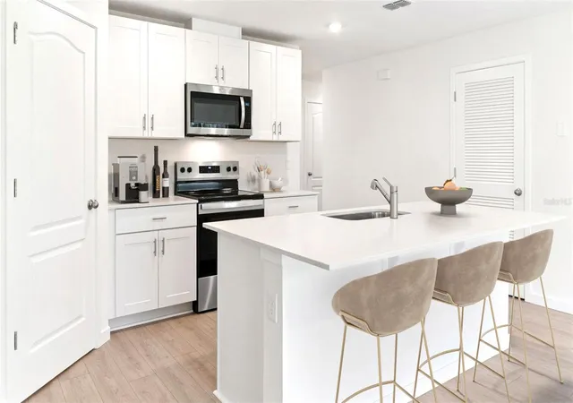 Photo 2 of Single family home for sale at 1476 Morning Walk Dr, Ormond Beach, FL 32174 | MLS# O6402699 | Listing updated on 2026-09-21