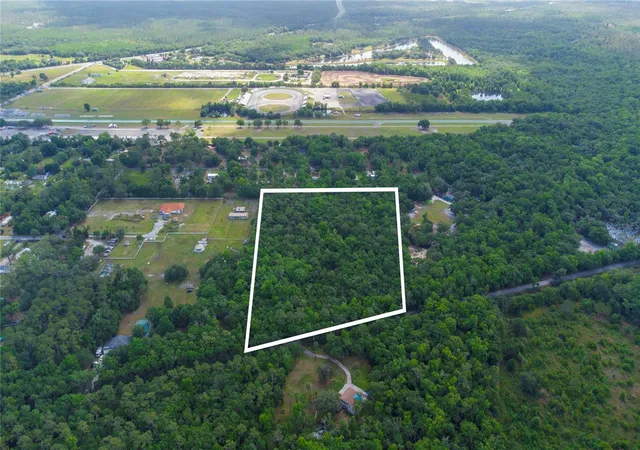 Photo 4 of Sale Pending at 651 S County Rd 13, Orlando, FL 32833 | MLS# O6402706 | Listing updated on 2026-09-29