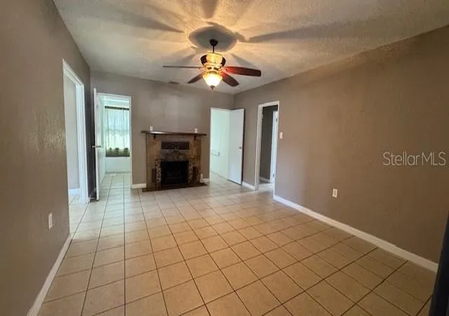 3rd image of 4407 N Suwanee Ave, Tampa, FL 33603 | MLS# TB8502298