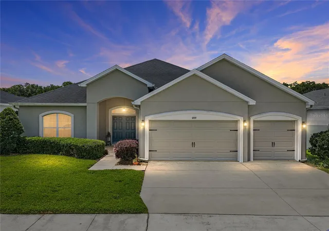 1st image of 1444 Cypress View Ln, Lakeland, FL 33811 | MLS# L4961437