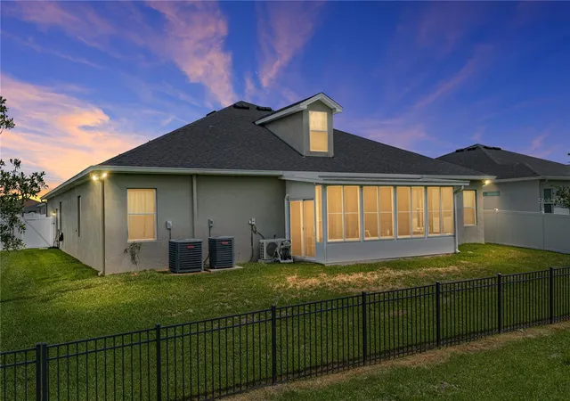 2nd image of 1444 Cypress View Ln, Lakeland, FL 33811 | MLS# L4961437