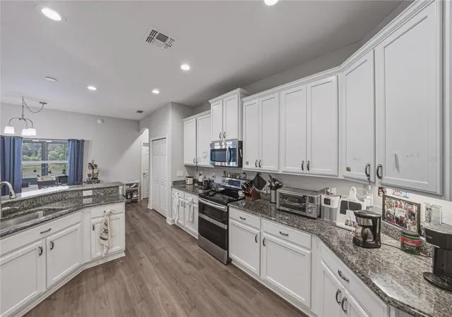 5th image of 1444 Cypress View Ln, Lakeland, FL 33811 | MLS# L4961437