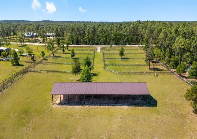 Homes for sale in Morriston, FL | 13531 Se 54th St, Morriston, FL 32668 | MLS# OM723658