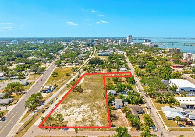 Photo 3 of Land for sale at 611 Palm Blf St, Clearwater, FL 33755 | MLS# TB8502318 | Listing updated on 2026-09-24
